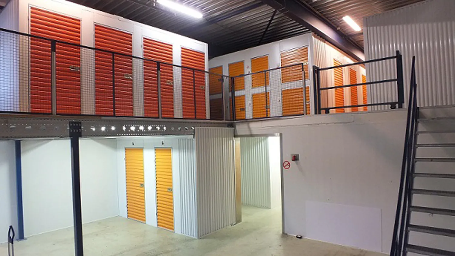 Gratis aanhanger bij verhuizen naar uw opslag